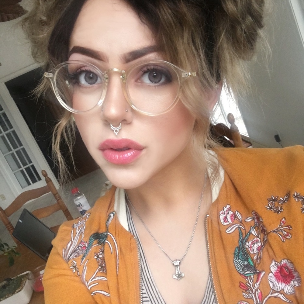 Meet your Posher, Rachel